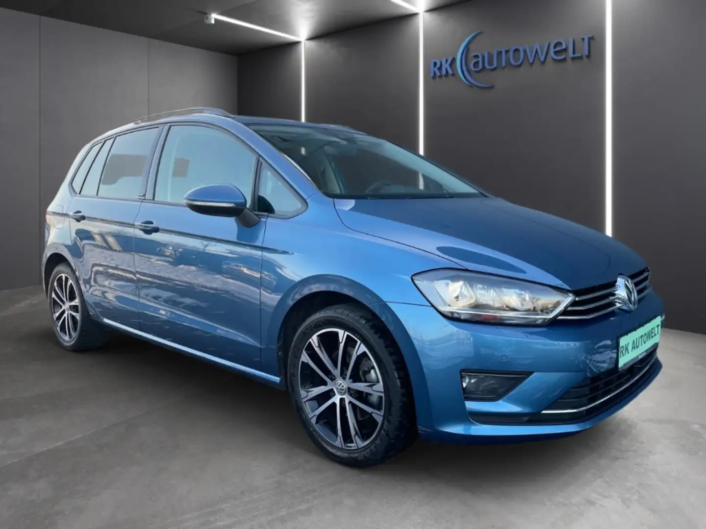 Volkswagen Golf Sportsvan VII Allstar BMT 1.4 TSI Navi AHK Kamera PDC Modrá - 2