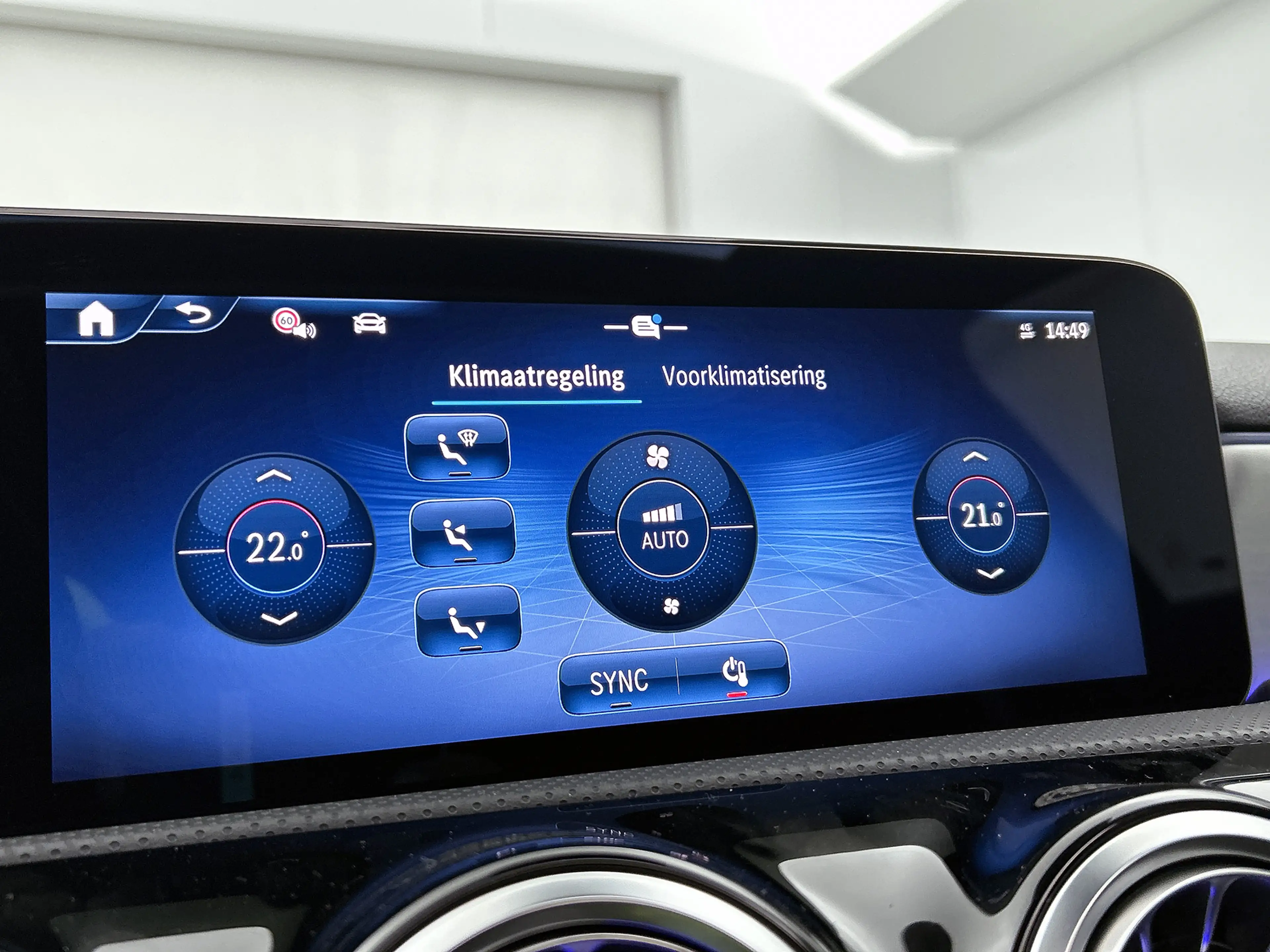 Mercedes-Benz A 250 e Business Solution AMG | AMG Line Plus pakket | A — photo 10