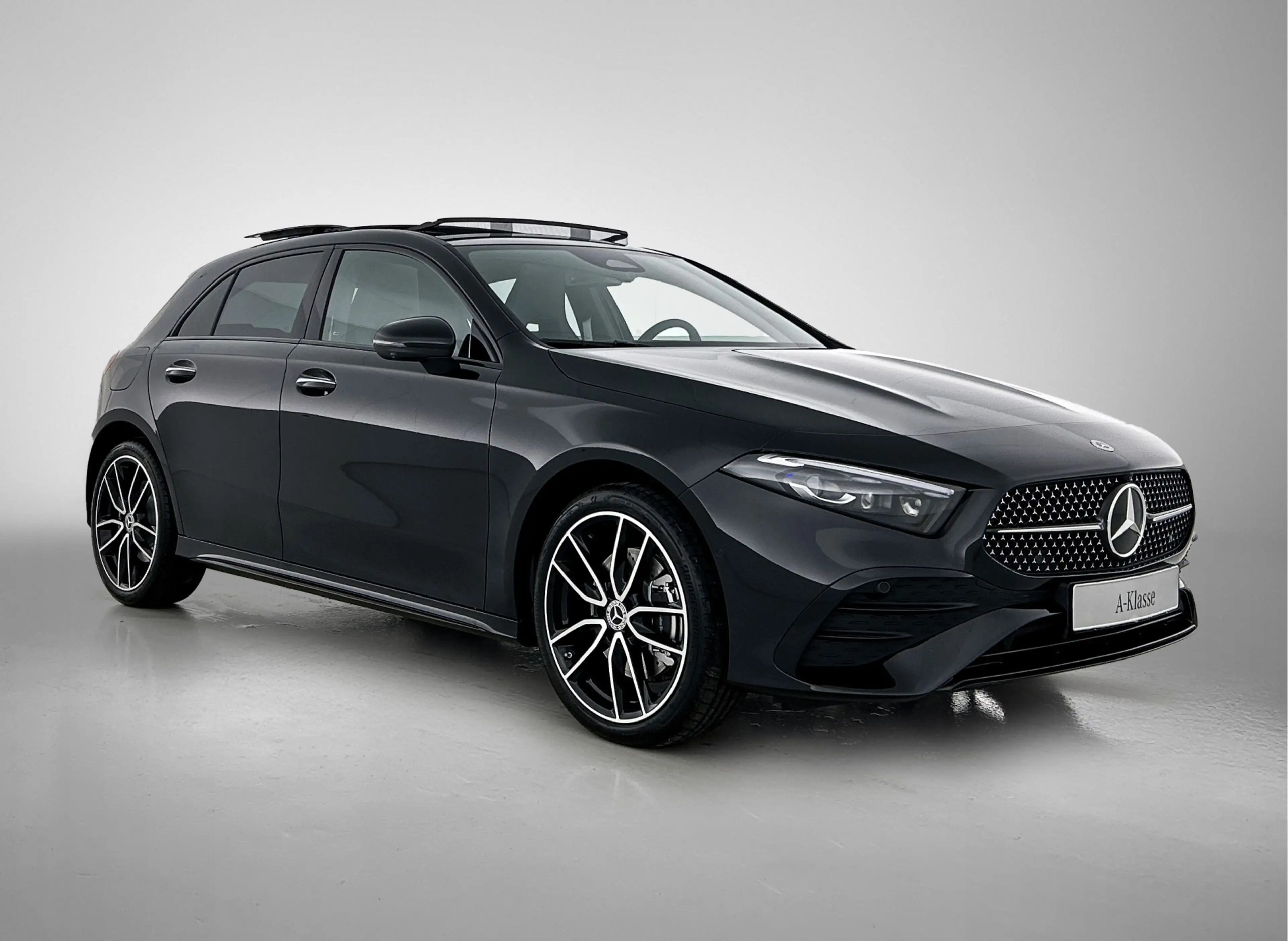 Mercedes-Benz A 250 e Business Solution AMG | AMG Line Plus pakket | A — photo 15