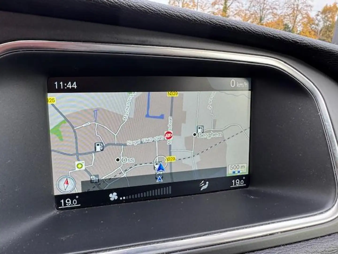 Volvo V40 Cross Country 1.6 D2 Momentum, '15, aut., airco, navi, cruise, k Zwart - 2