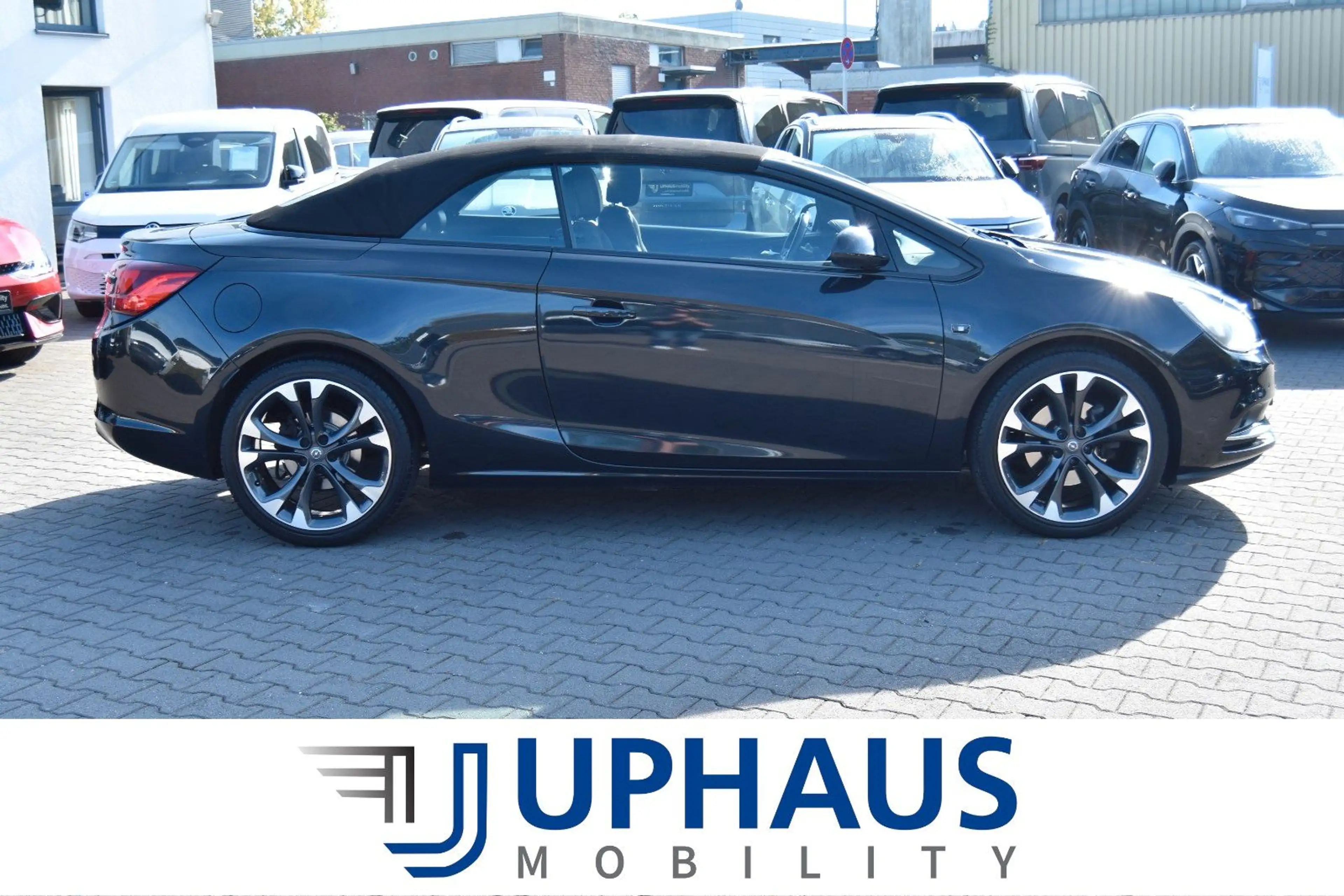 Opel Cascada 1.6 Turbo XENON/NAVI/SHZ/LKh/20"/RFK — photo 3