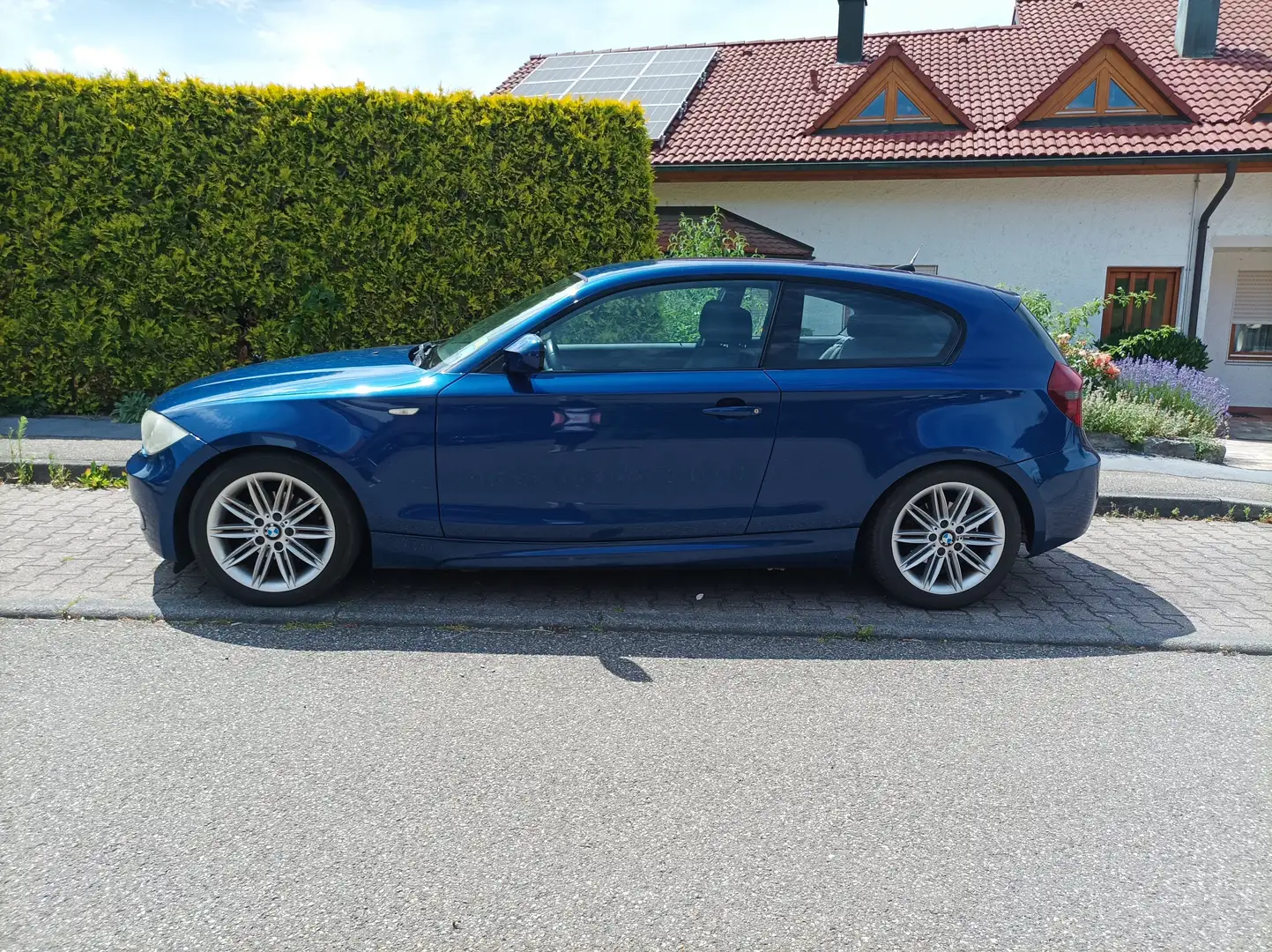 BMW 116 116i Edition Sport Blau - 1