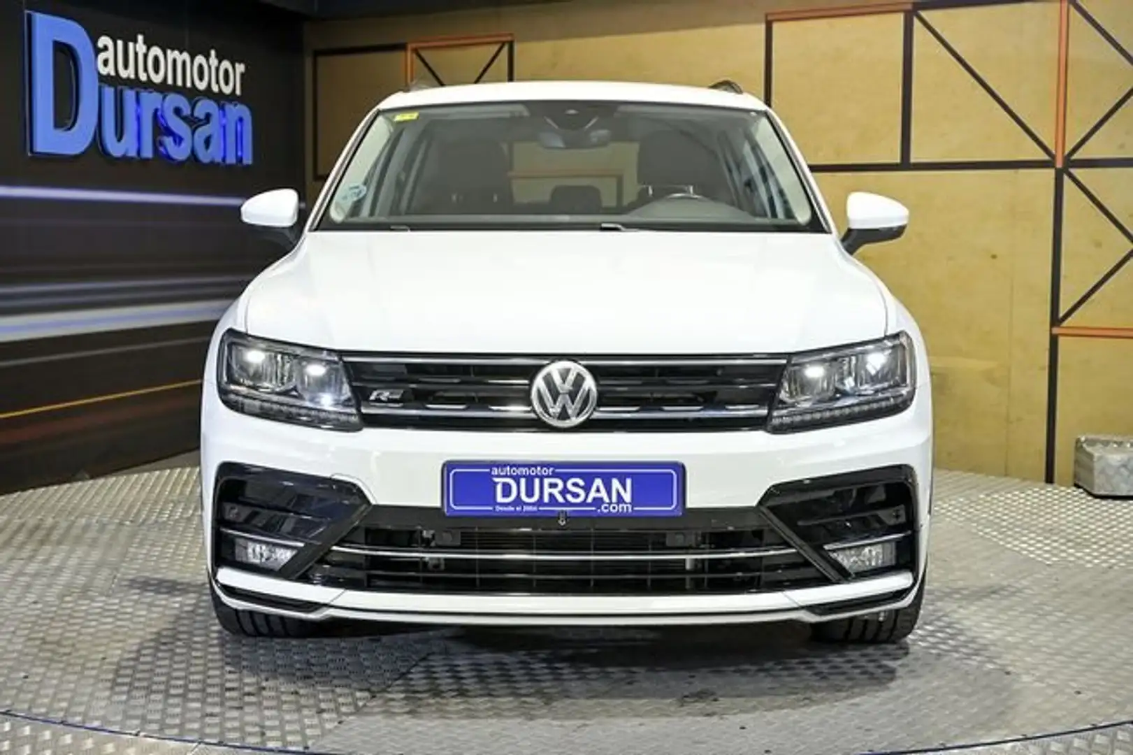 Volkswagen Tiguan Advance 2.0 TDI 110kW 150CV DSG Gris - 2