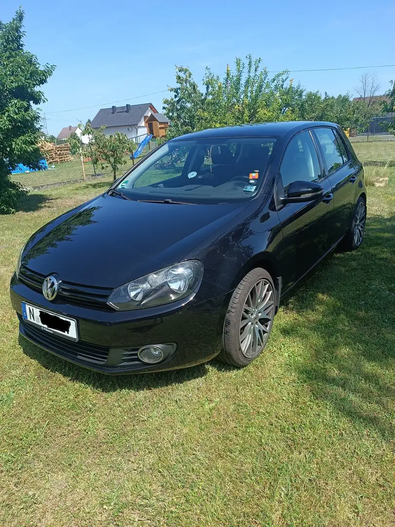 Volkswagen Golf Trendline Schwarz - 1