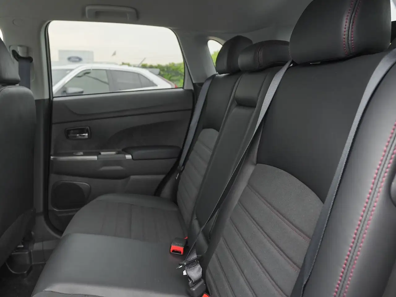 Mitsubishi RVR снимка Mitsubishi RVR