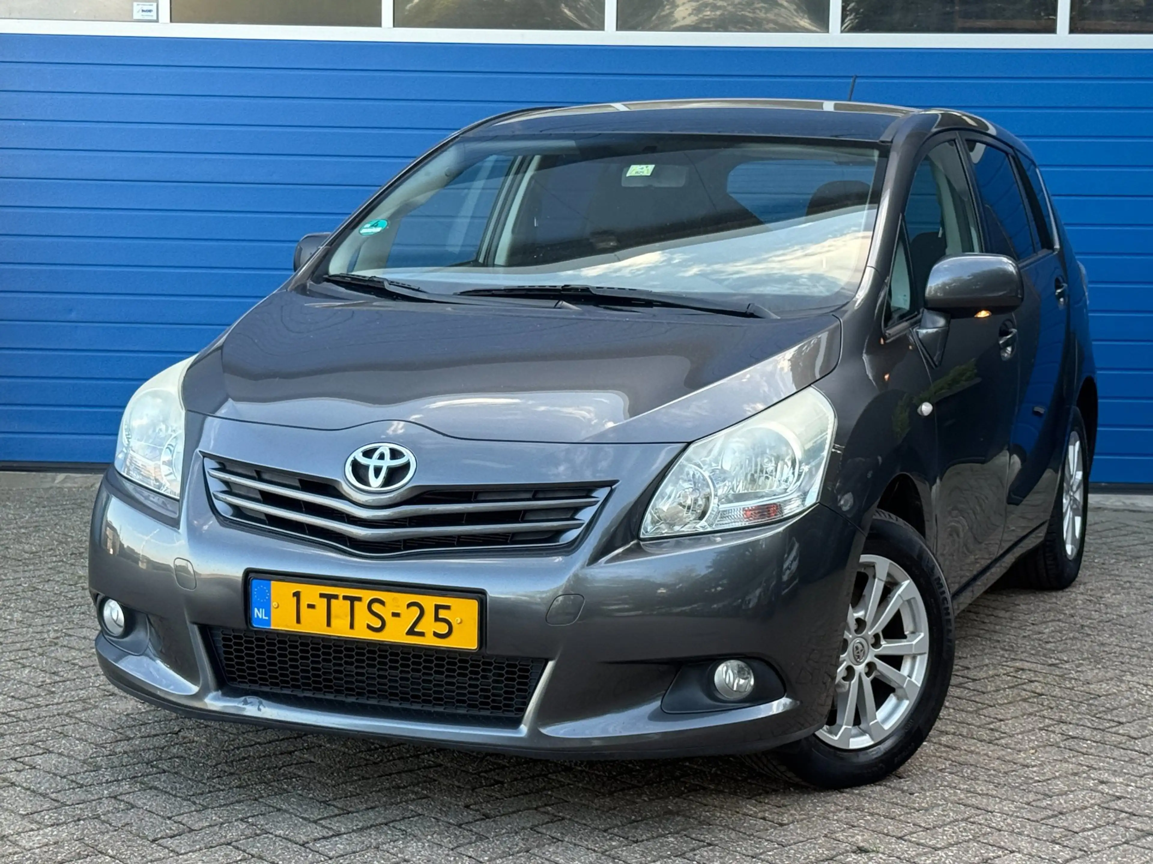 Toyota Verso 1.6 VVT-i Business|Climate|Pano.Dak|Navi. — photo 2