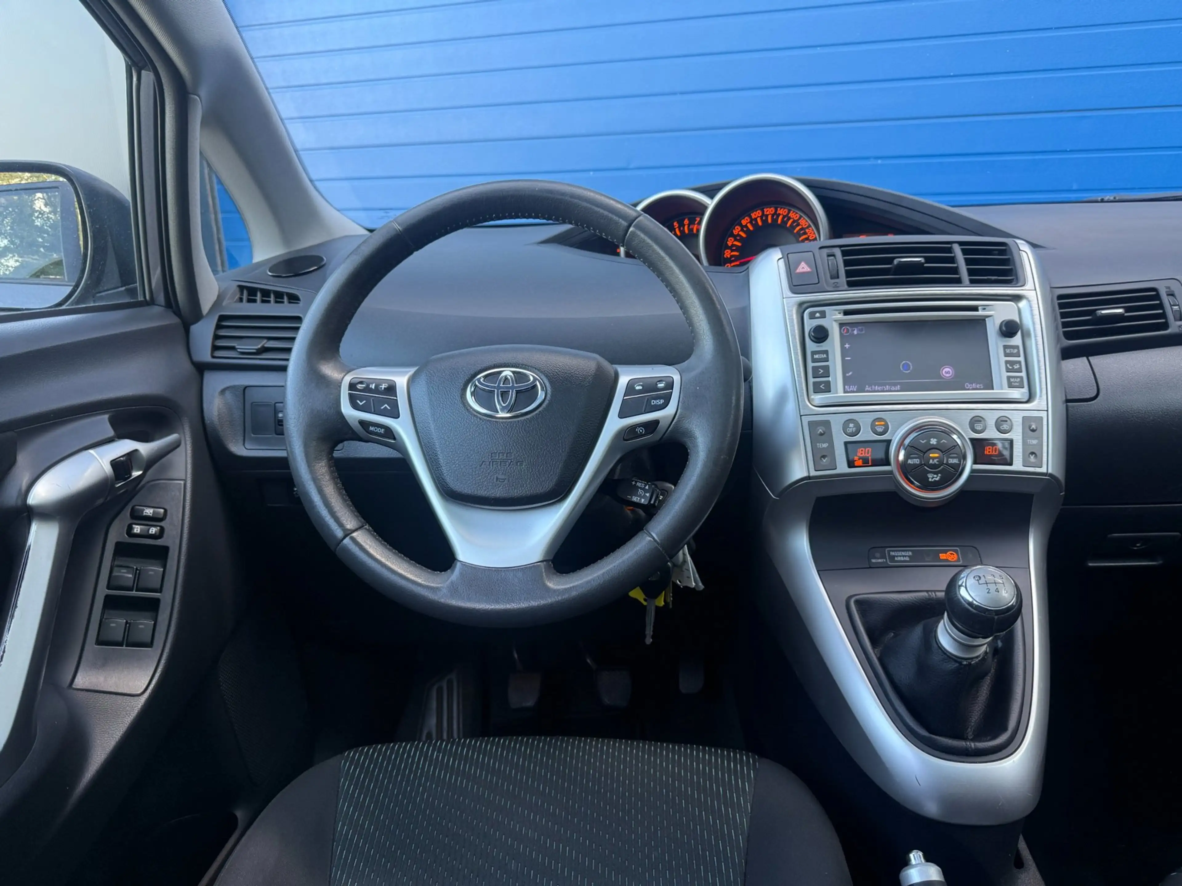 Toyota Verso 1.6 VVT-i Business|Climate|Pano.Dak|Navi. — photo 6
