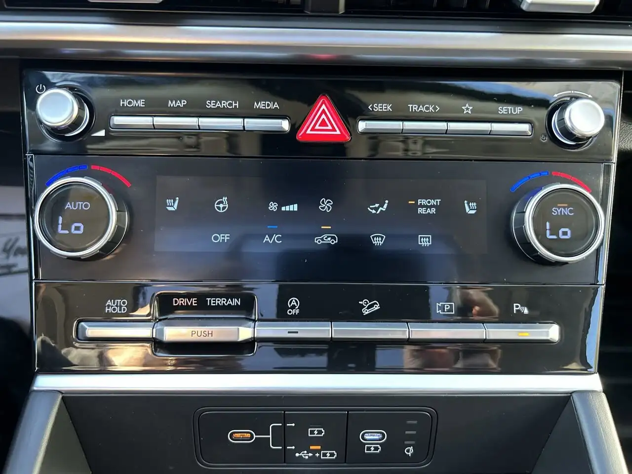 Hyundai SANTA FE снимка Hyundai SANTA FE