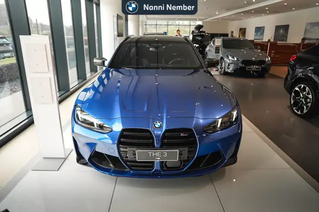 BMW M3 view 2