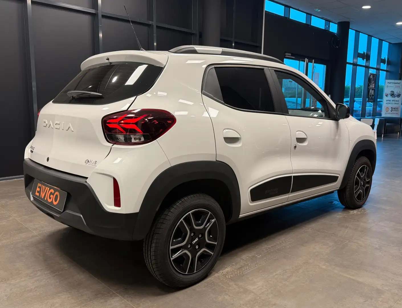 Dacia Spring ELECTRIC 45ch 27.4KWH ACHAT-INTEGRAL CONFORT BVA - 2