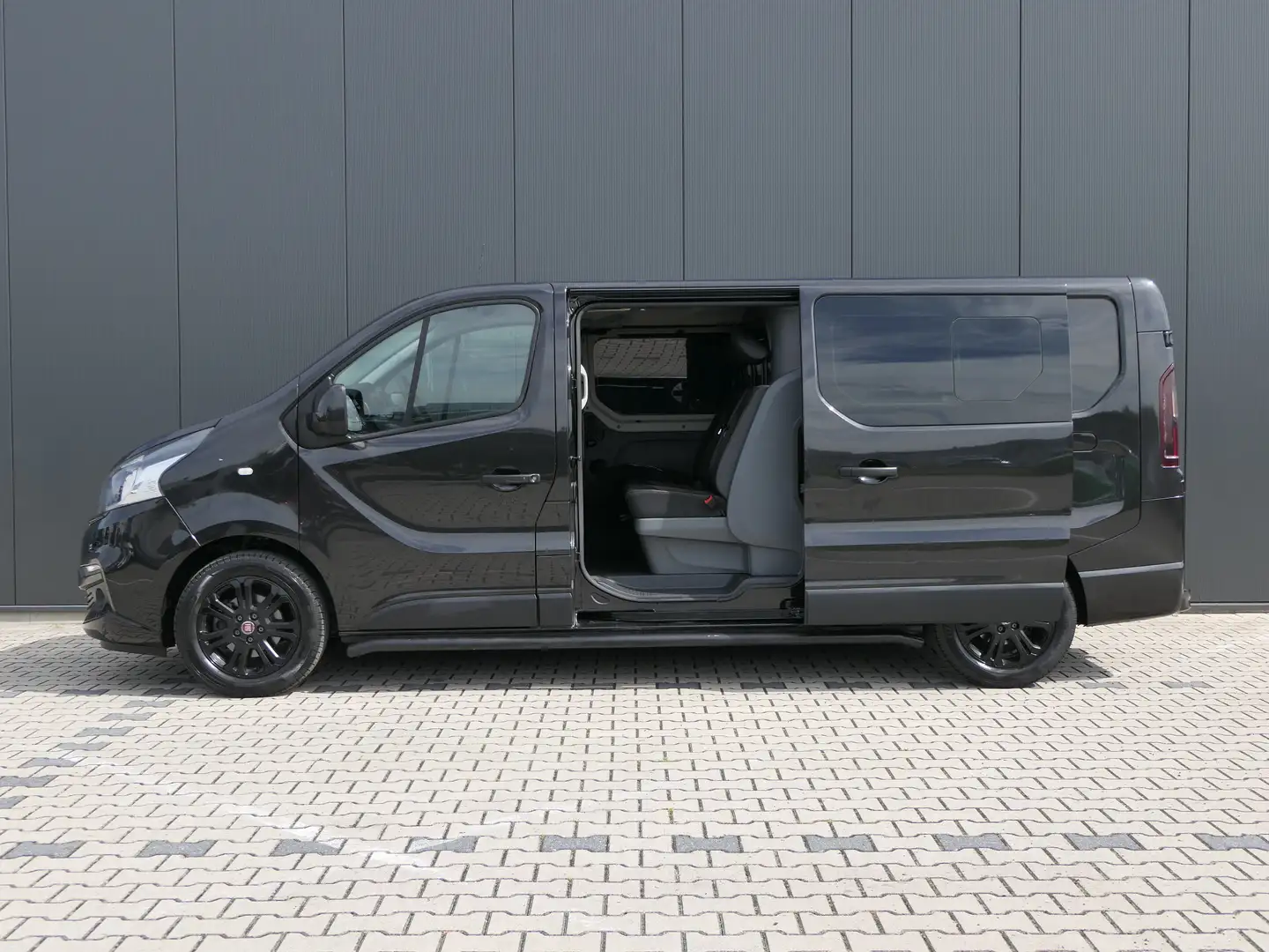 Fiat Talento 2.0 MultiJet L2H1 SX DC | Dubbele Cabine | Luxe! | Zwart - 2