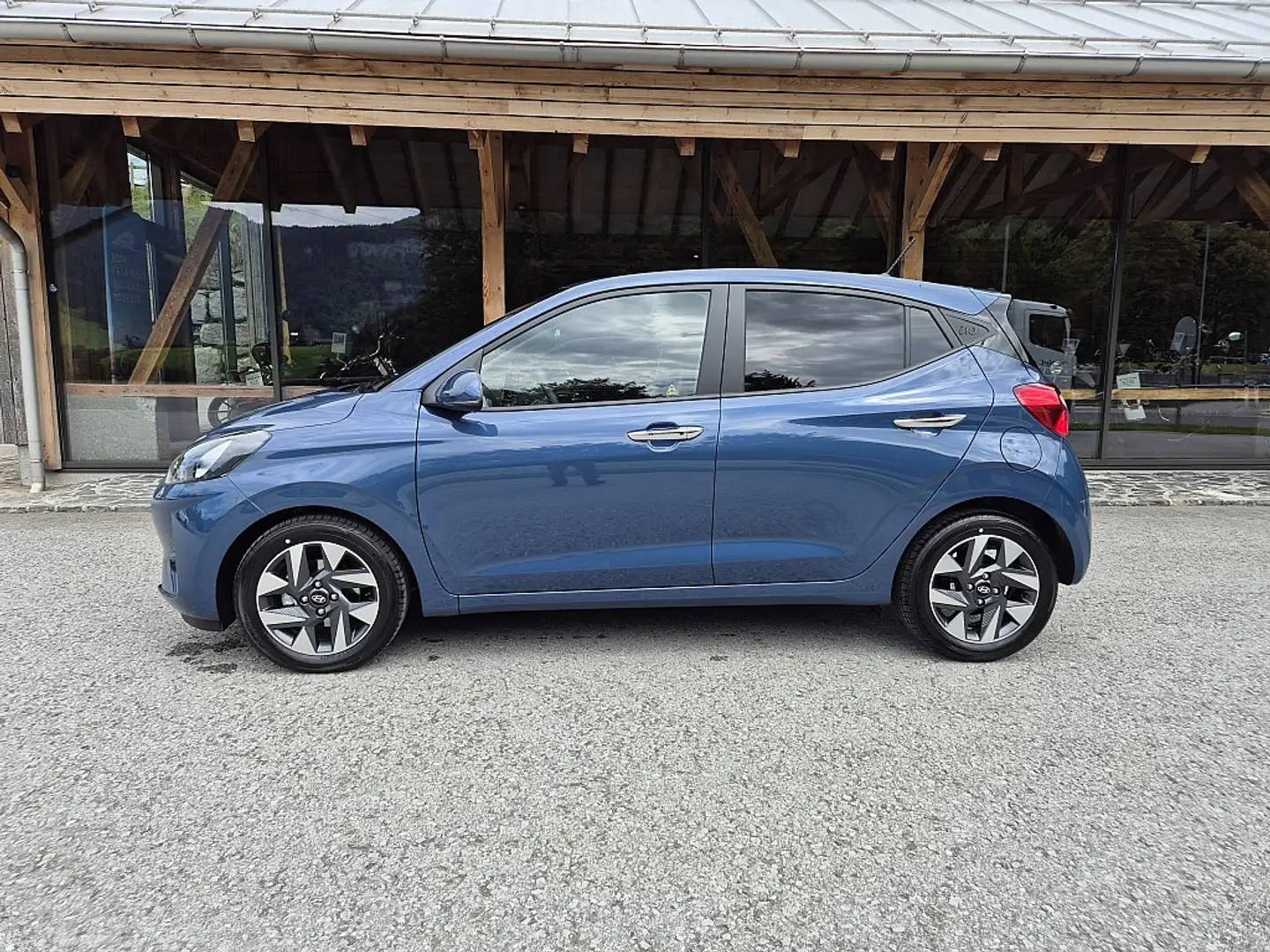 Hyundai i10 1,0 GO PLUS Blau - 2