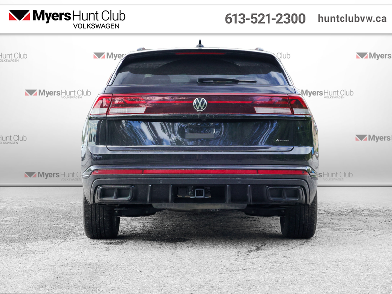 2025 Volkswagen Atlas Comfortline R-Line Black Edition 2.0 TSI — снимка 1