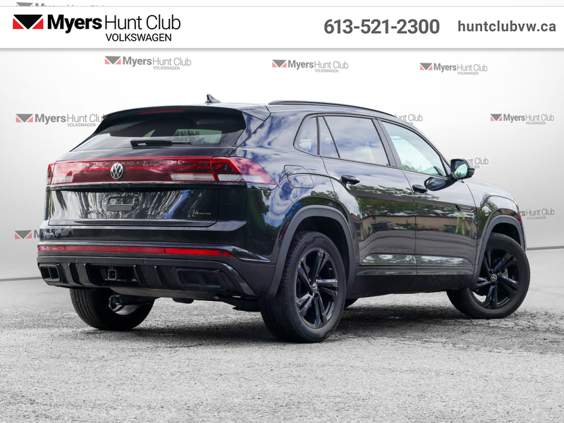 2025 Volkswagen Atlas Comfortline R-Line Black Edition 2.0 TSI — снимка 1
