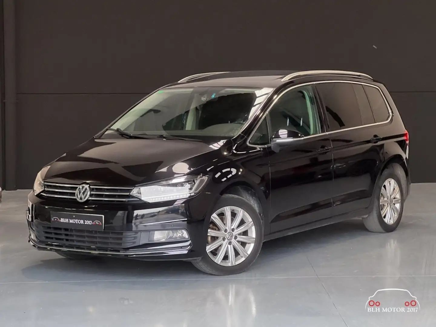 Volkswagen Touran Advance 1.6 TDI SCR 110CV BMT Nero - 1