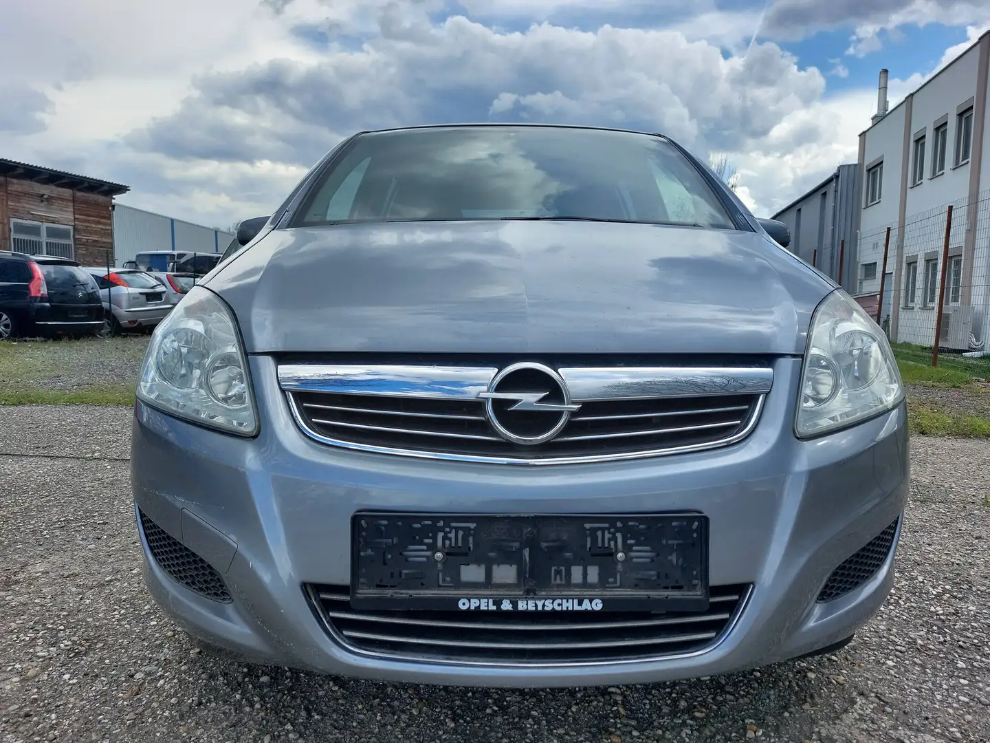 Opel Zafira Blau - 1