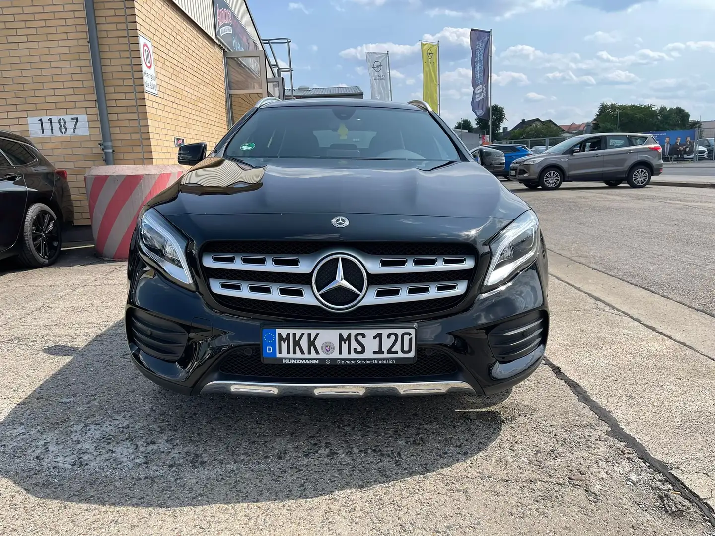Mercedes-Benz GLA 220 GLA 220 d 4Matic 7G-DCT Чёрный - 2
