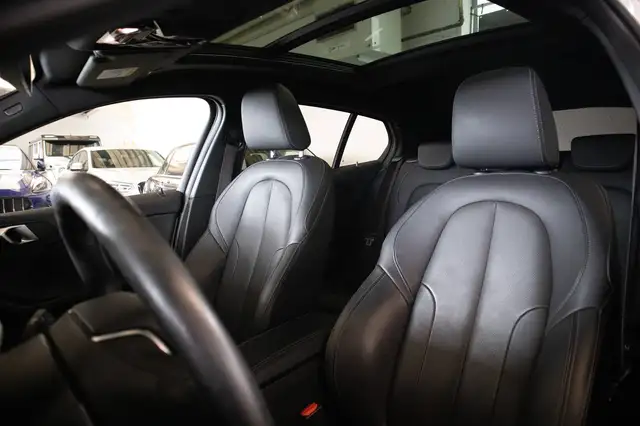 BMW I view 8
