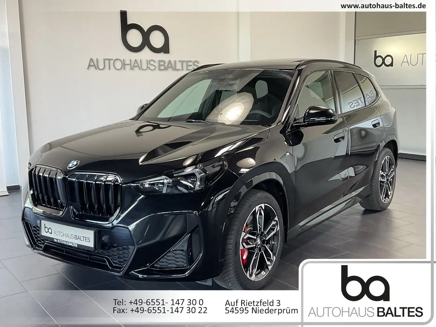 BMW X1 X1 sDrive 20i M Sport 19"/Pano/Park/DrivPlus/AHK Schwarz - 1