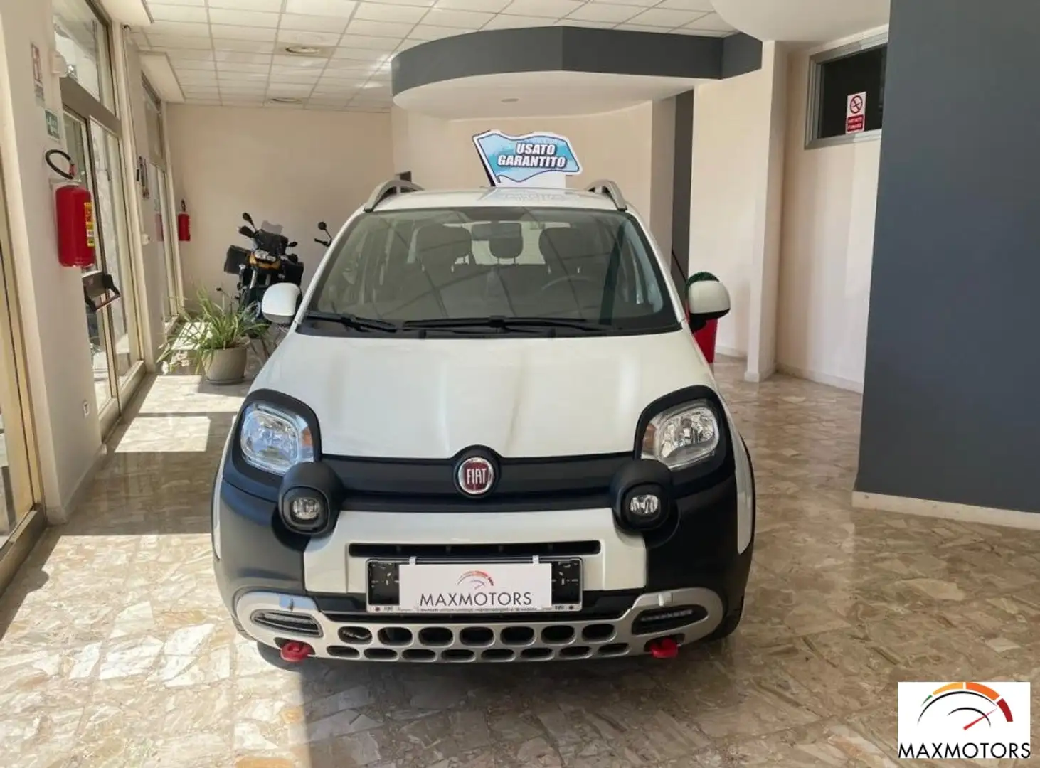 Fiat Panda 1.0 FireFly S&S Hybrid City Cross Weiß - 1