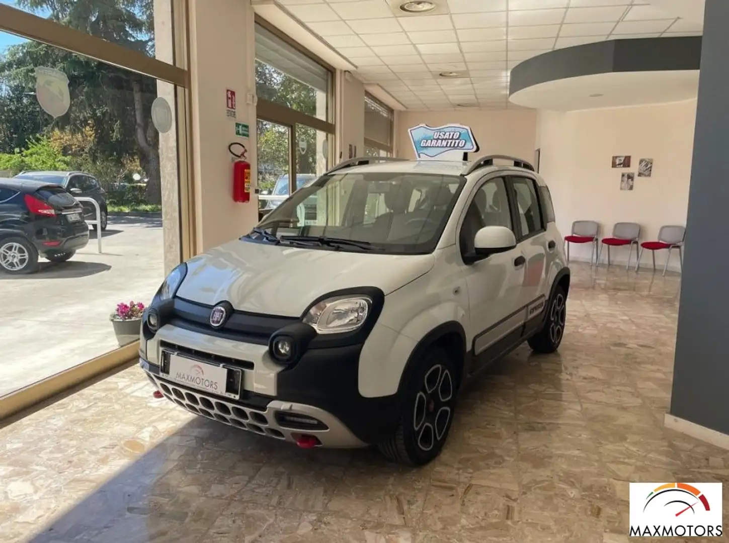 Fiat Panda 1.0 FireFly S&S Hybrid City Cross Weiß - 2