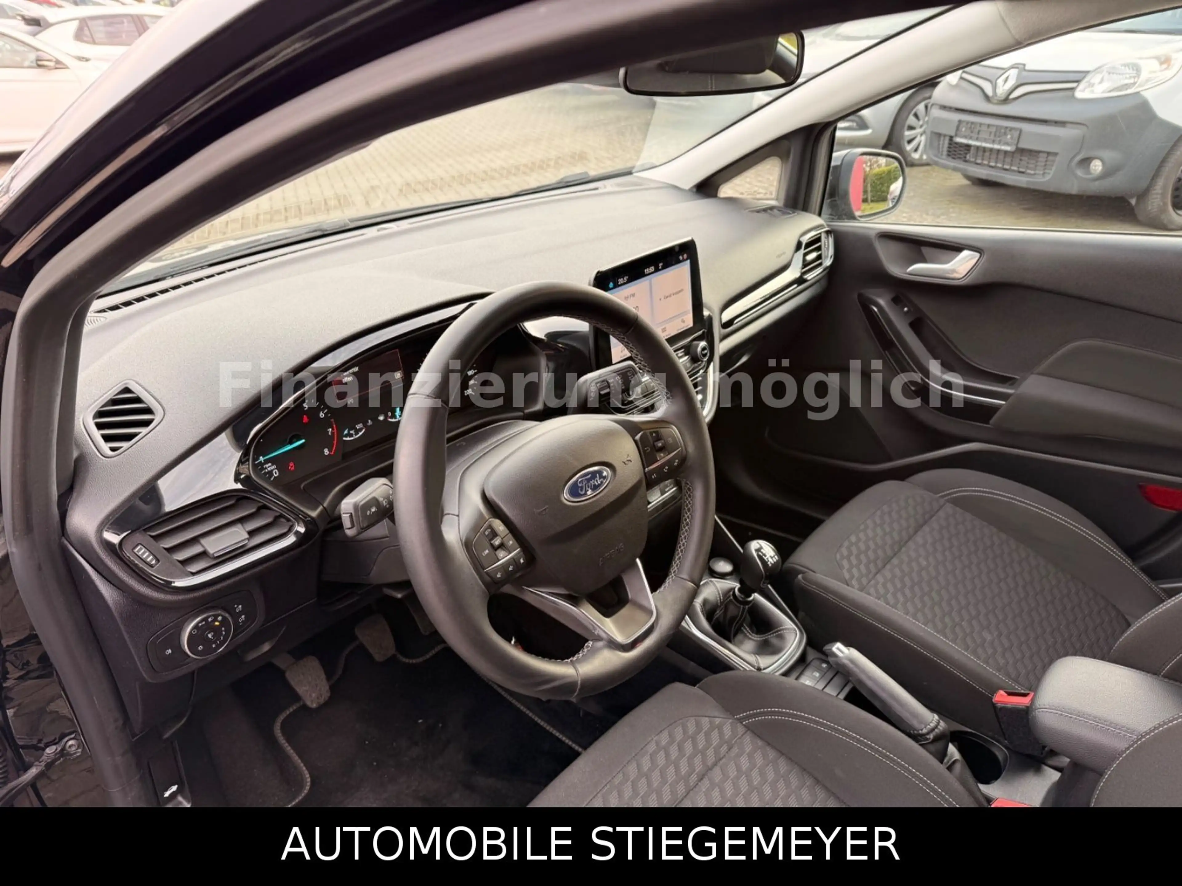Ford Fiesta Titanium — photo 12