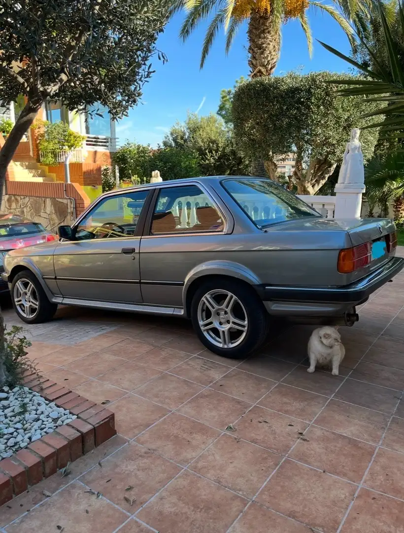 BMW 325 325iX - 2