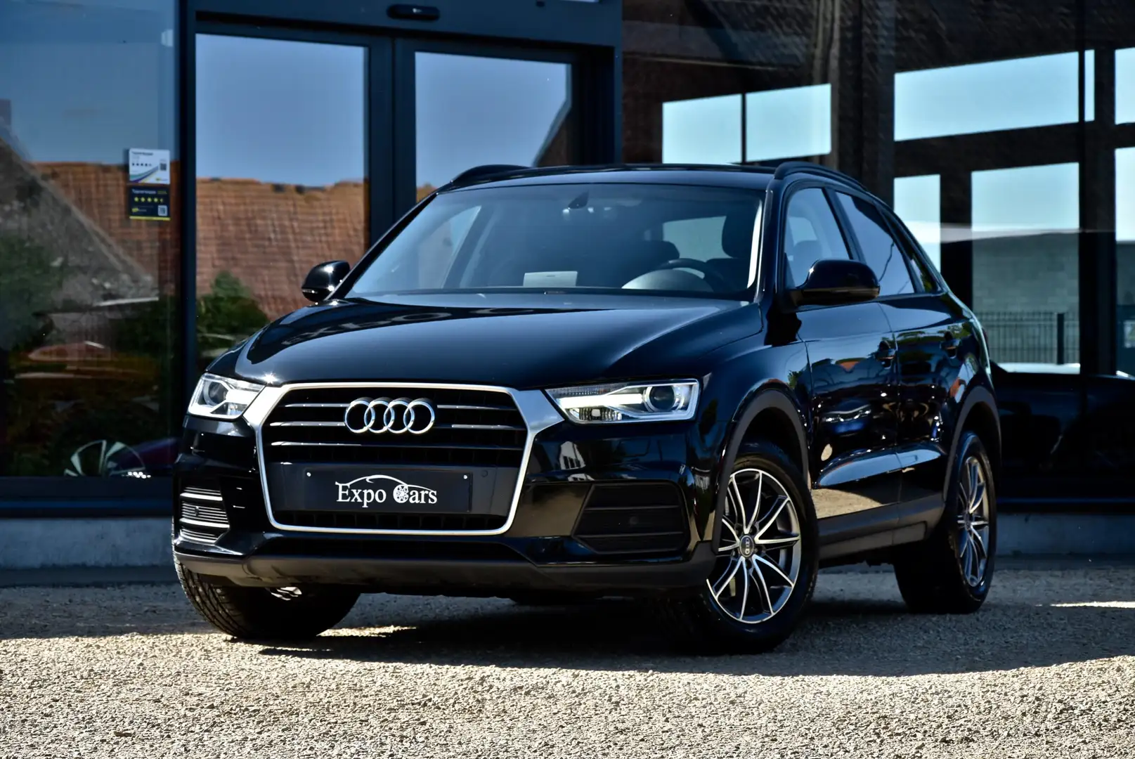 Audi Q3 2.0TDI S tronic sport*LEDER*XENON*PDC*GPS*CRUISE - 1
