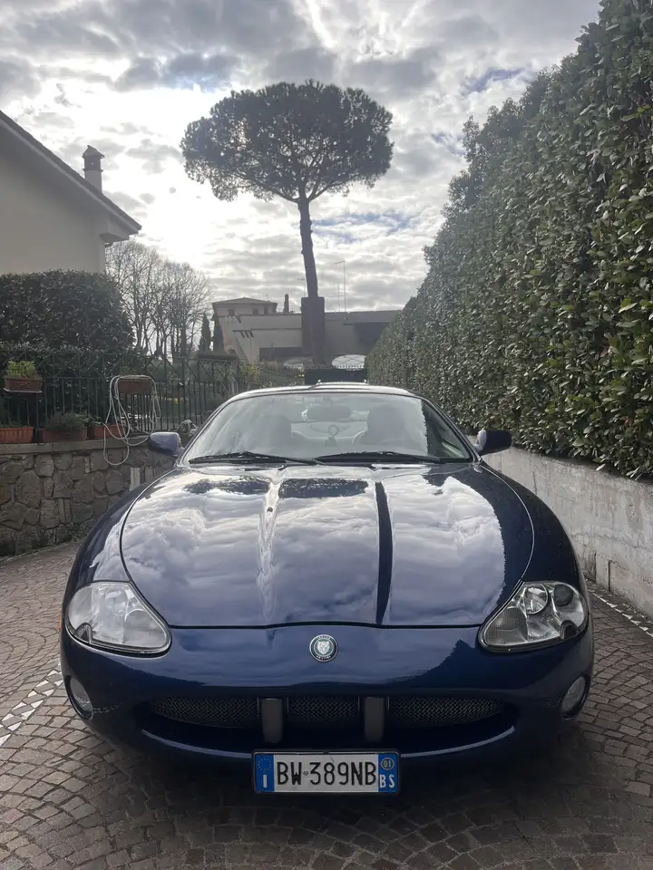 Jaguar XK8 Convertible 4.0, foto 3