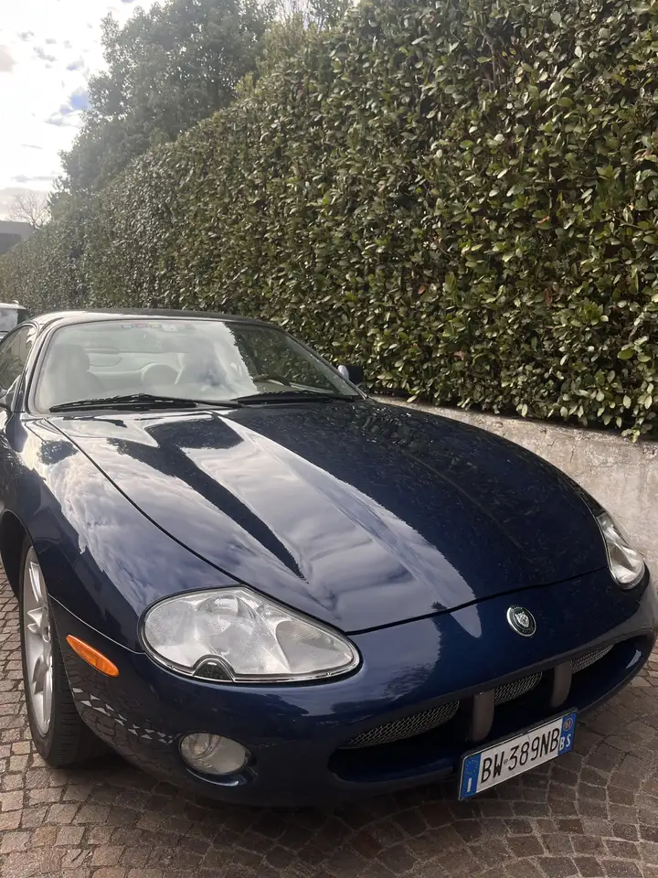 Jaguar XK8 Convertible 4.0, foto 2