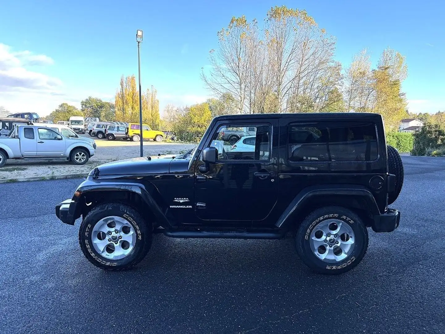 Jeep Wrangler JK 2.8 L CRD 200 CV BVA Sahara Noir - 2