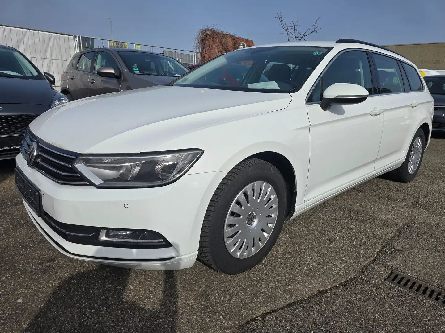 Volkswagen Passat Variant Passat Variant weiß 2.0 TDI DSG BlueMotion Weiß - 1