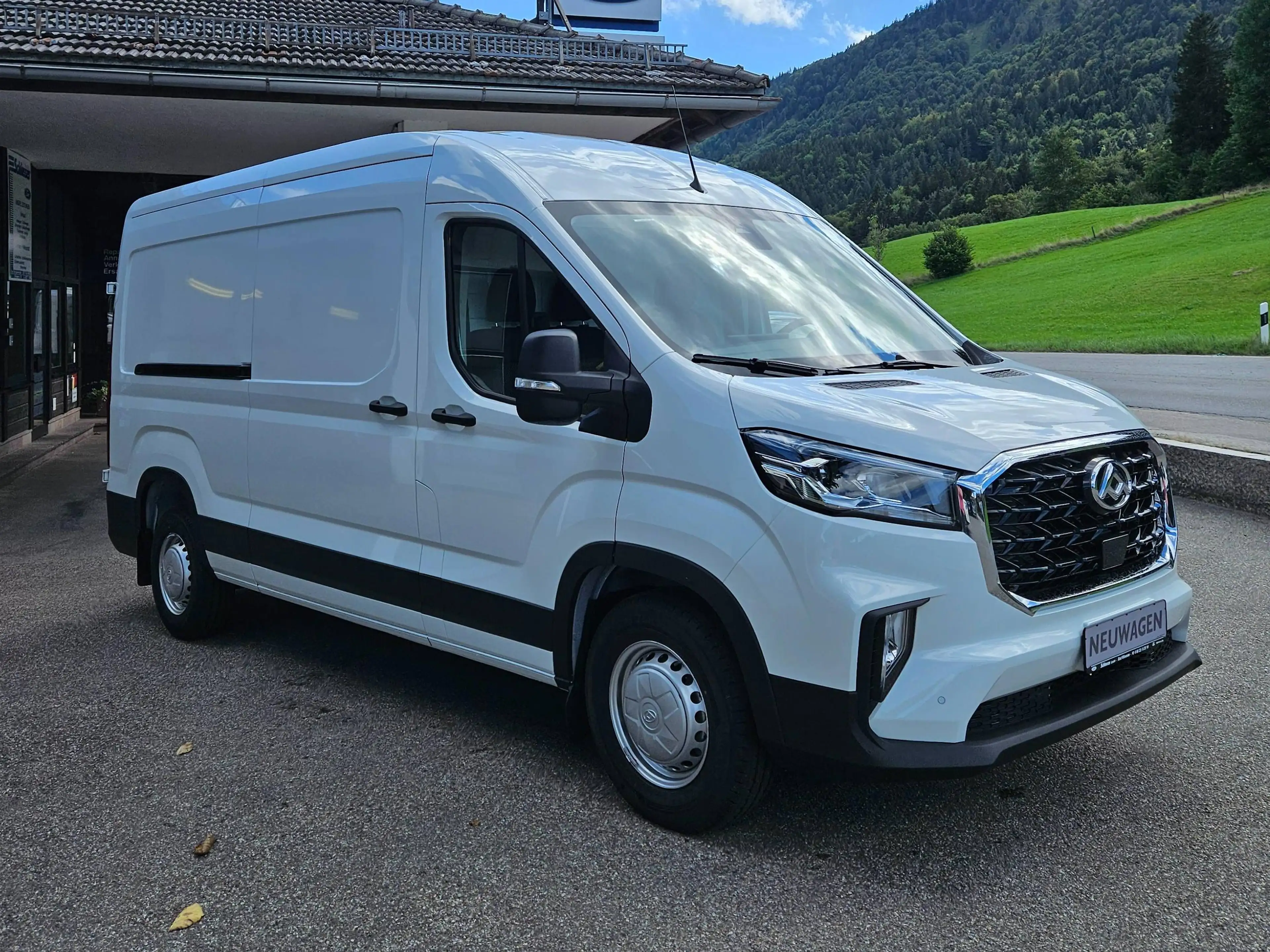Maxus Deliver 9 Deliver 9 2.0 Transporter FWD KOMFORT
