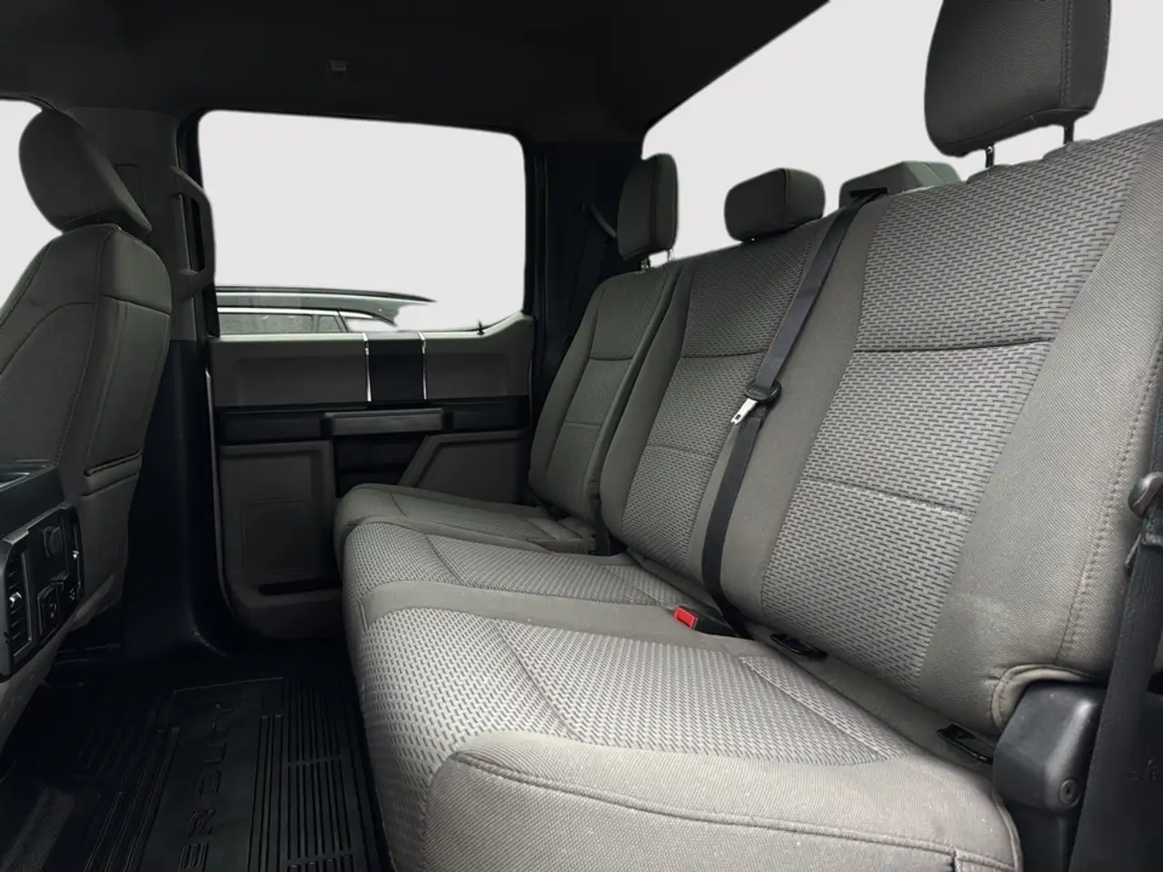 Ford F 350 снимка Ford F 350