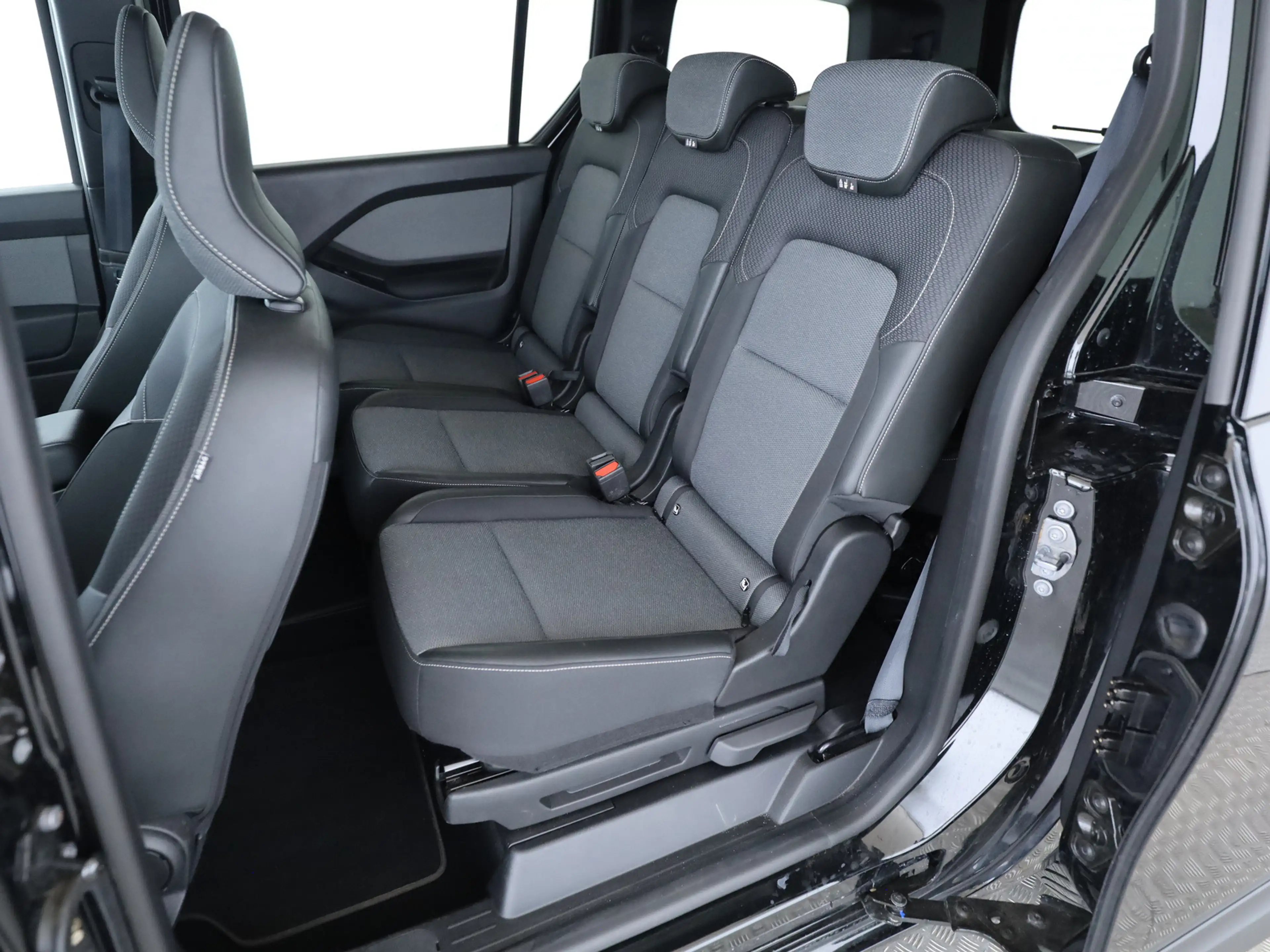 Renault Kangoo TCe 130 EDC Aut. 7-Sitze — photo 12