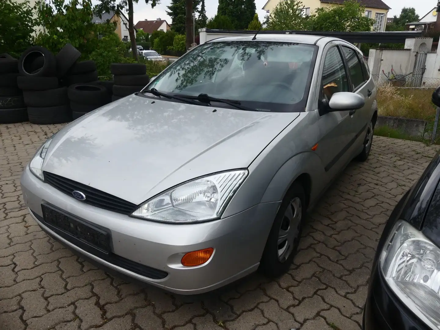 Ford Focus 1.6*Für Bastler!* Gris - 1