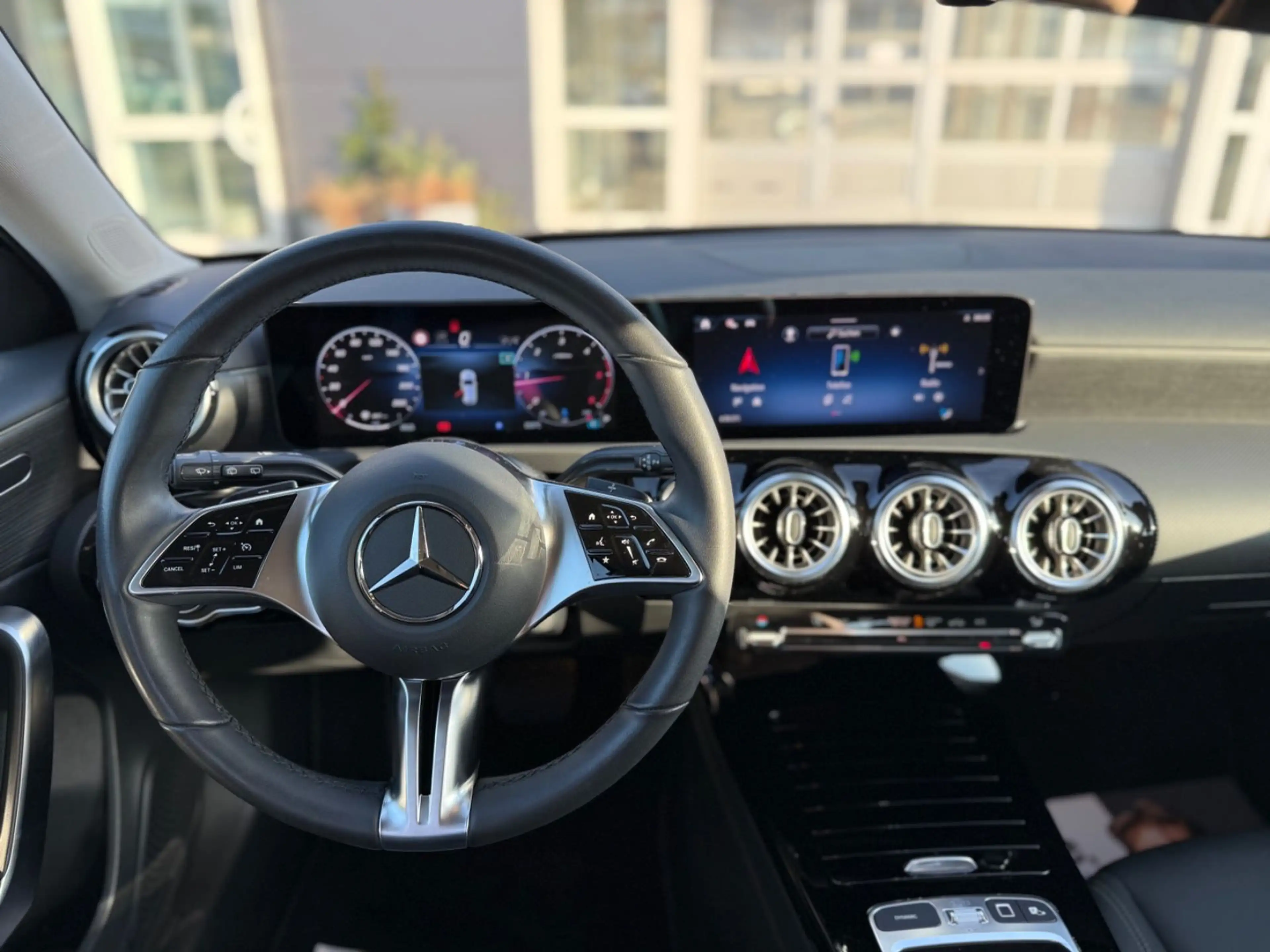 Mercedes-Benz A 200 Progressive LED Navi PDC SHZ Virtual Faceli — photo 12