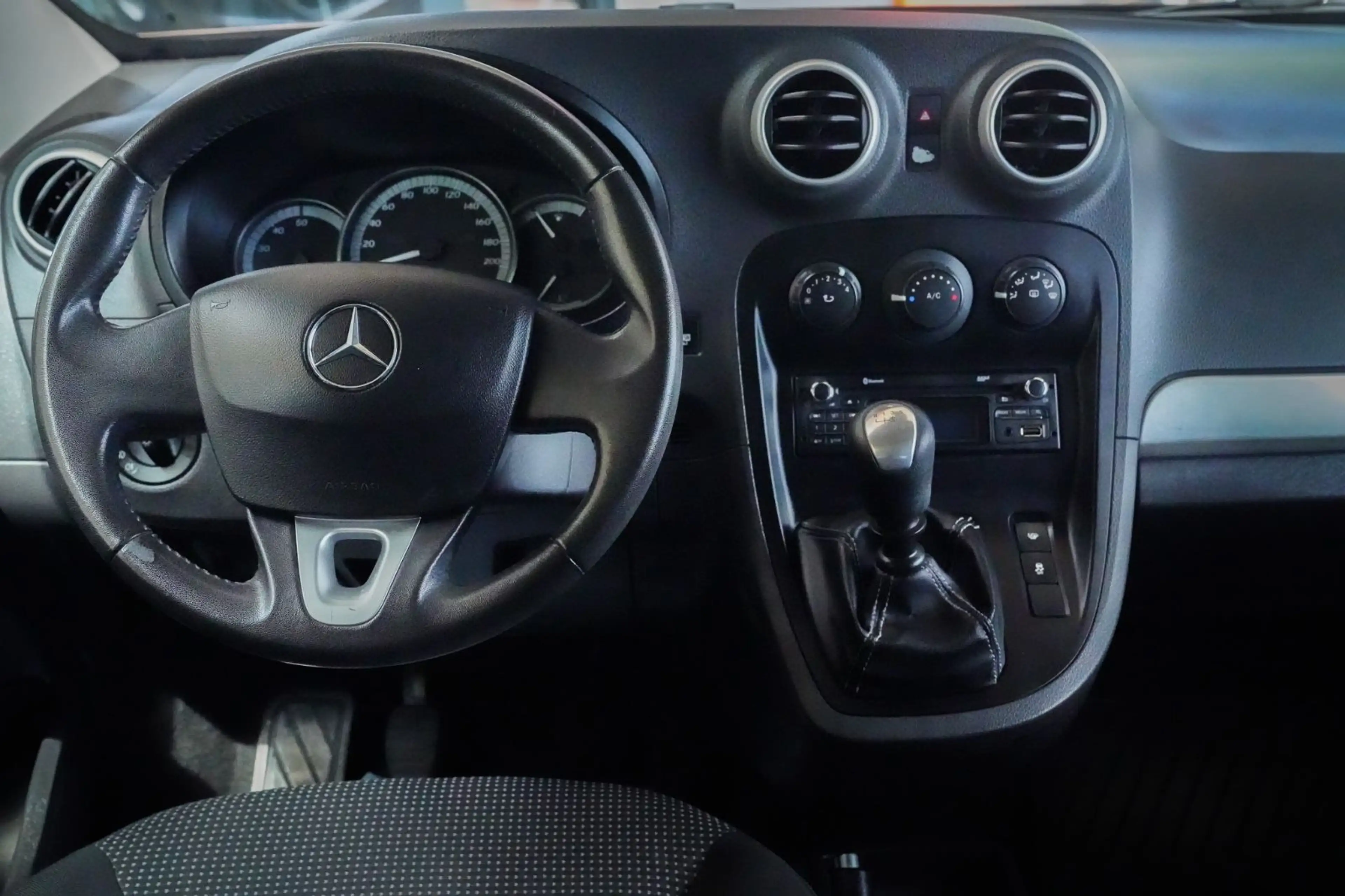 Mercedes-Benz Citan Kombi CDI *2.Hand/SHZ/Klima* — photo 4