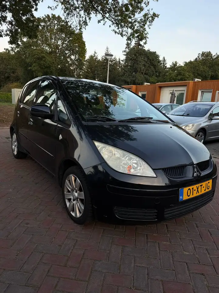 Mitsubishi Colt