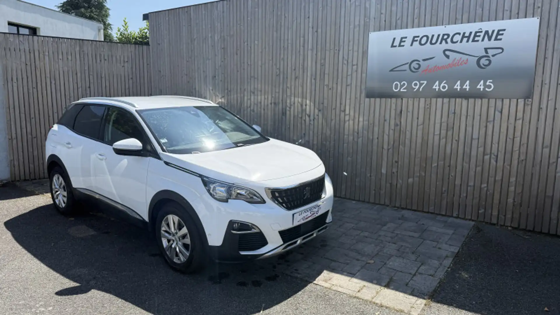 Peugeot 3008 1.6 BLUEHDI 120CH ACTIVE BUSINESS S\u0026S EAT6 Blanc - 1