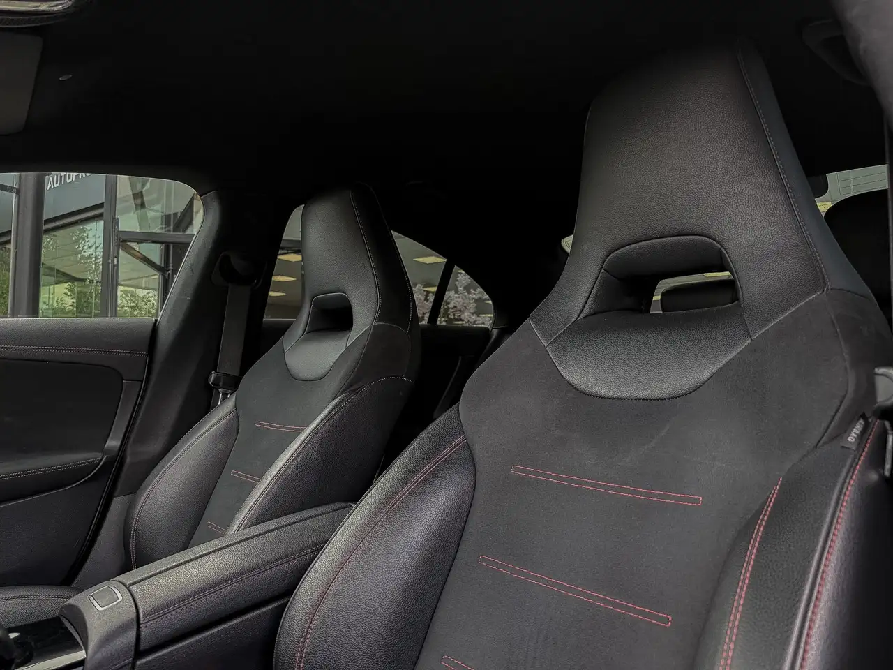 Mercedes-Benz CLA Coupé AMG Line Night Edition, миниатюра 13