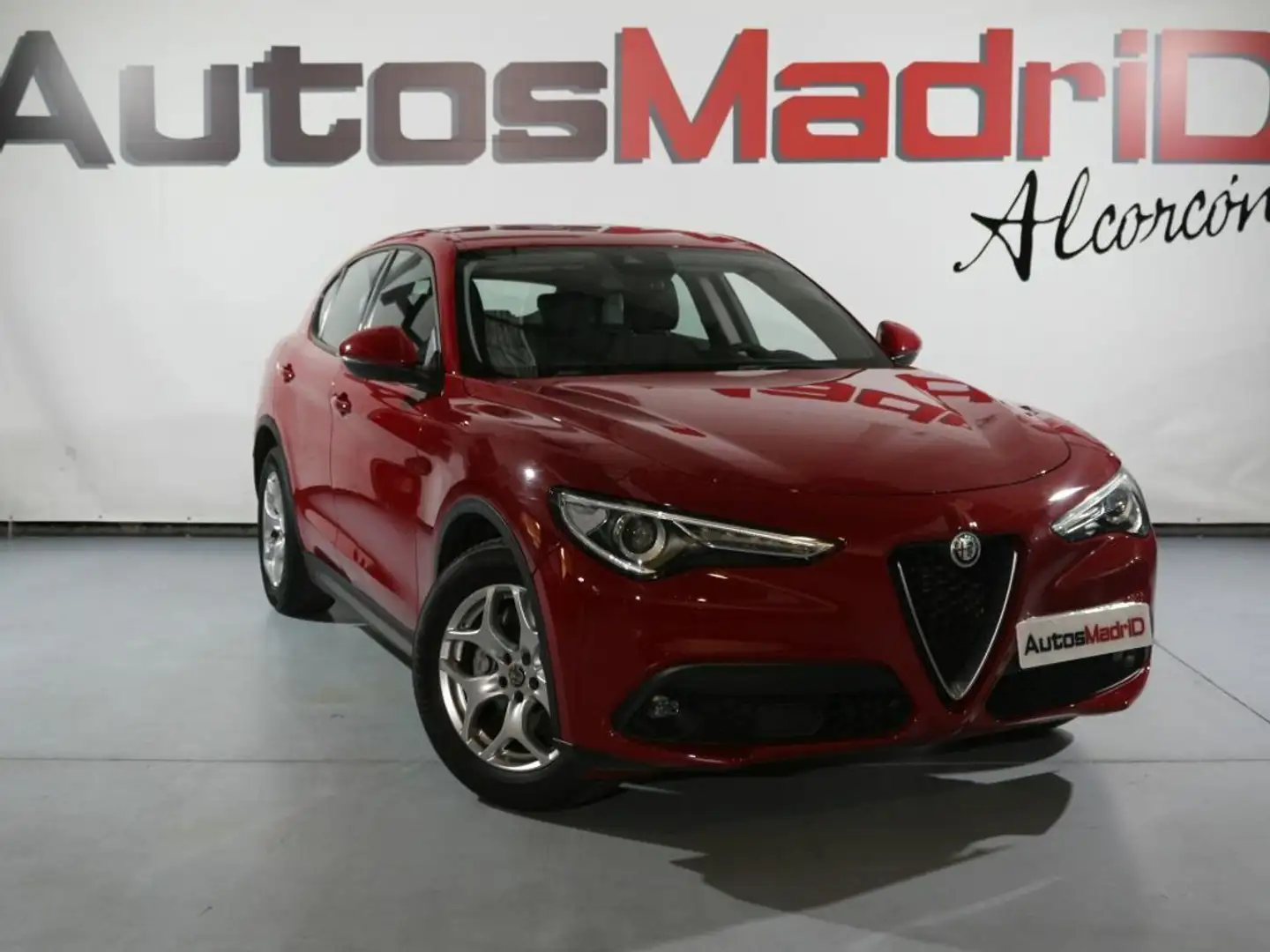 Alfa Romeo Stelvio 2.2 Diésel 118kW (160CV) Super RWD Rojo - 1