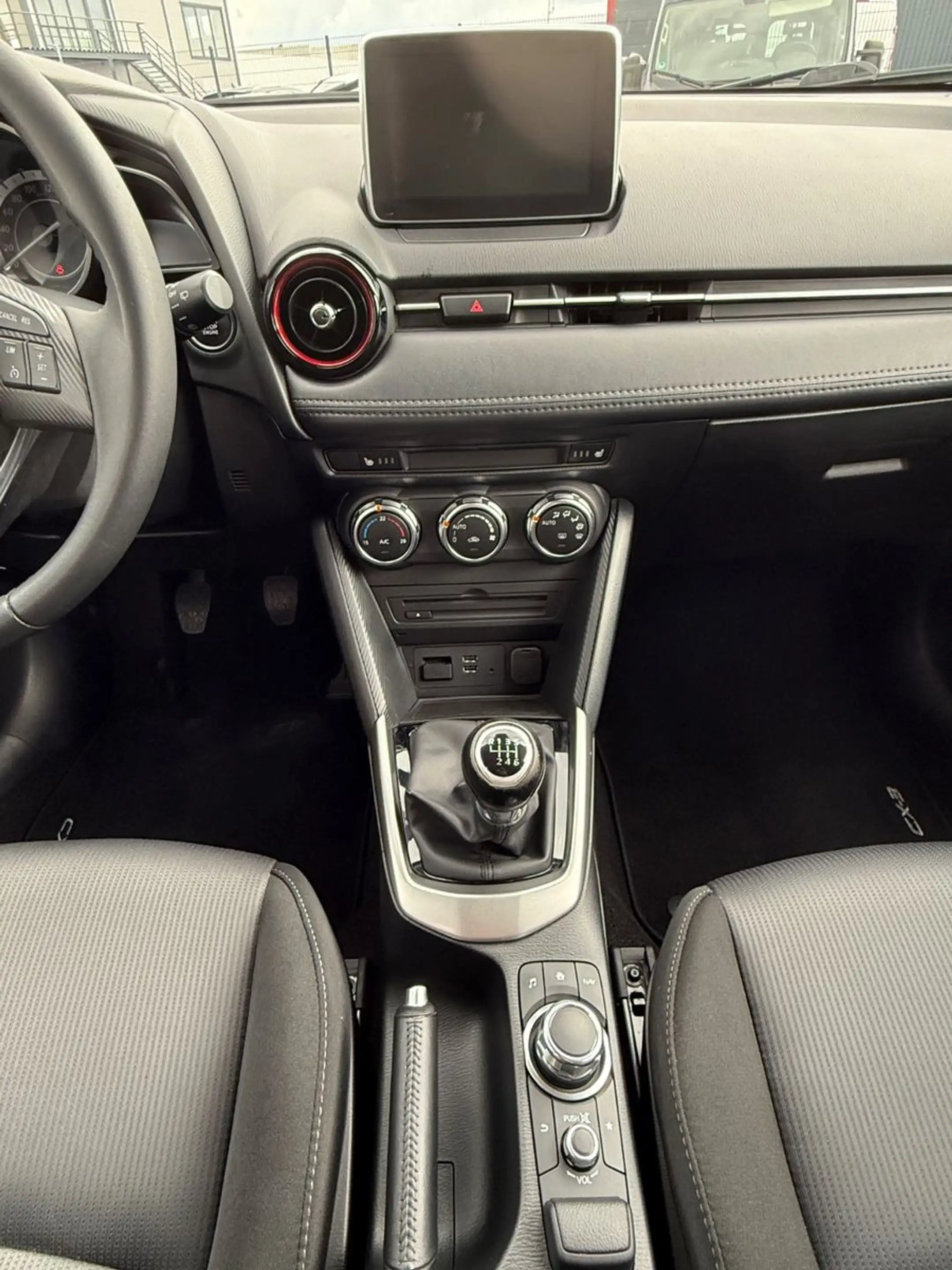 Mazda CX-3 2.0 LED/Navi/SHZ/Tempo./AHK/PDC — photo 12