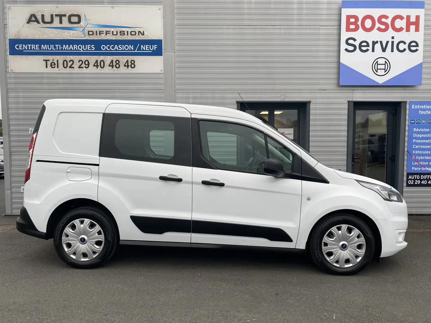 Ford Transit Connect L1 1.5 ECOBLUE 100CV CABINE APPROFONDIE TREND Blanc - 1