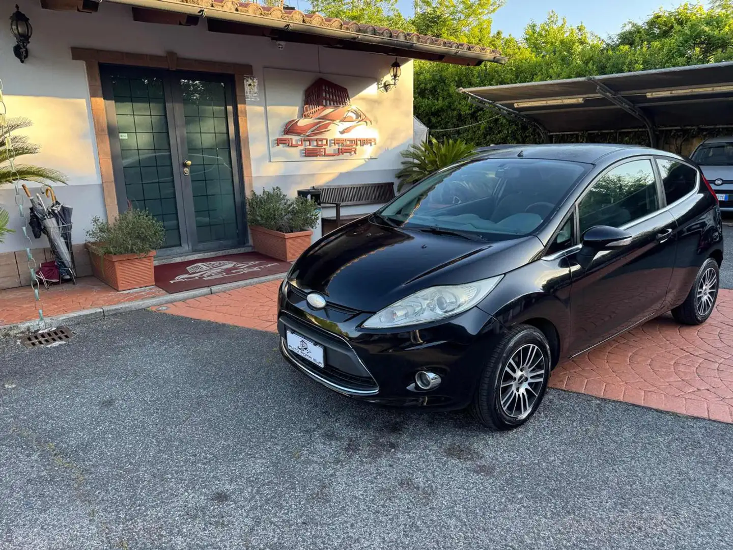 Ford Fiesta 1.4 TDCi 68CV Titanium UNIPRO! DISTRIBUZIONE OK Nero - 1