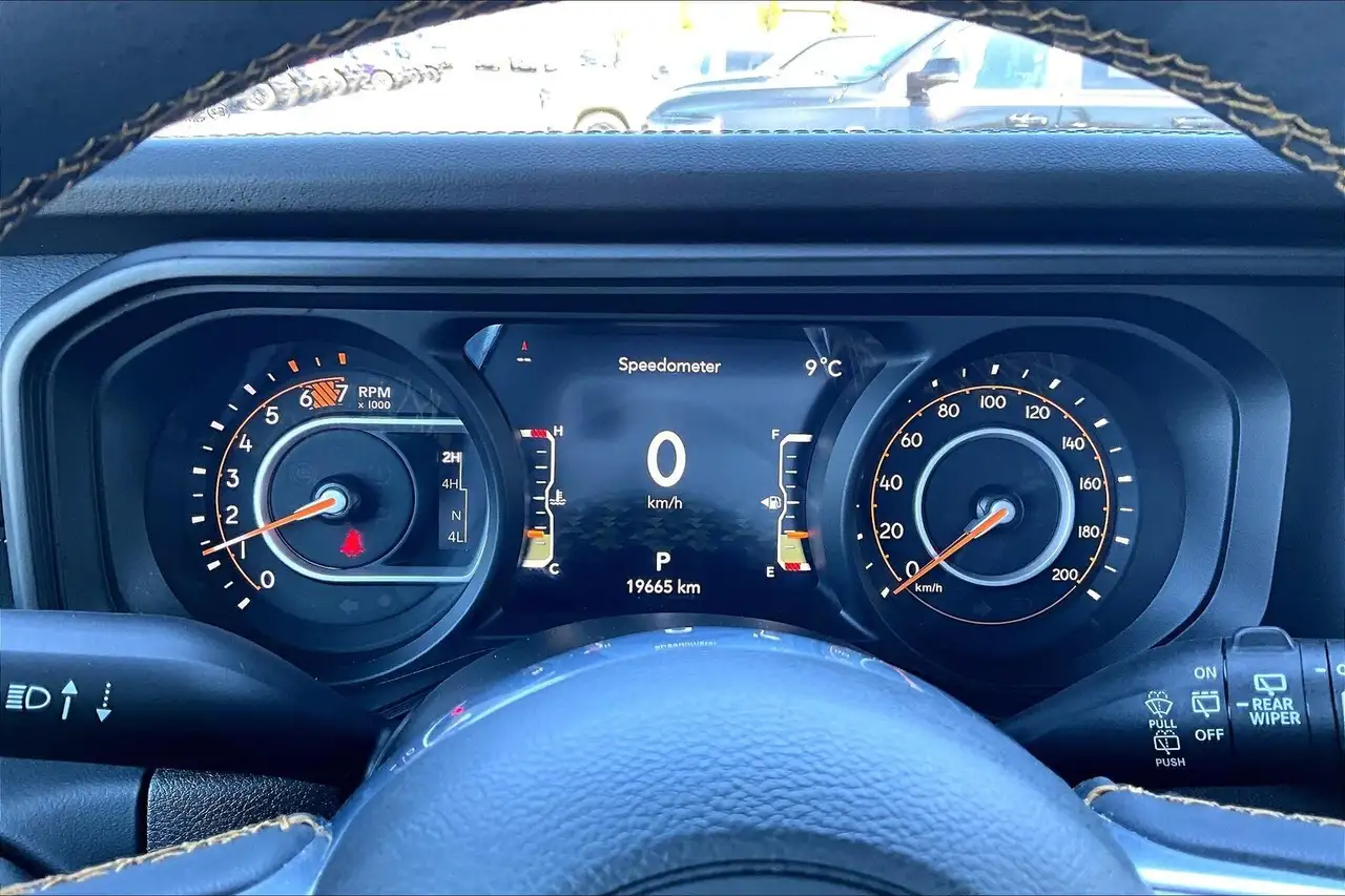 Jeep Wrangler снимка Jeep Wrangler