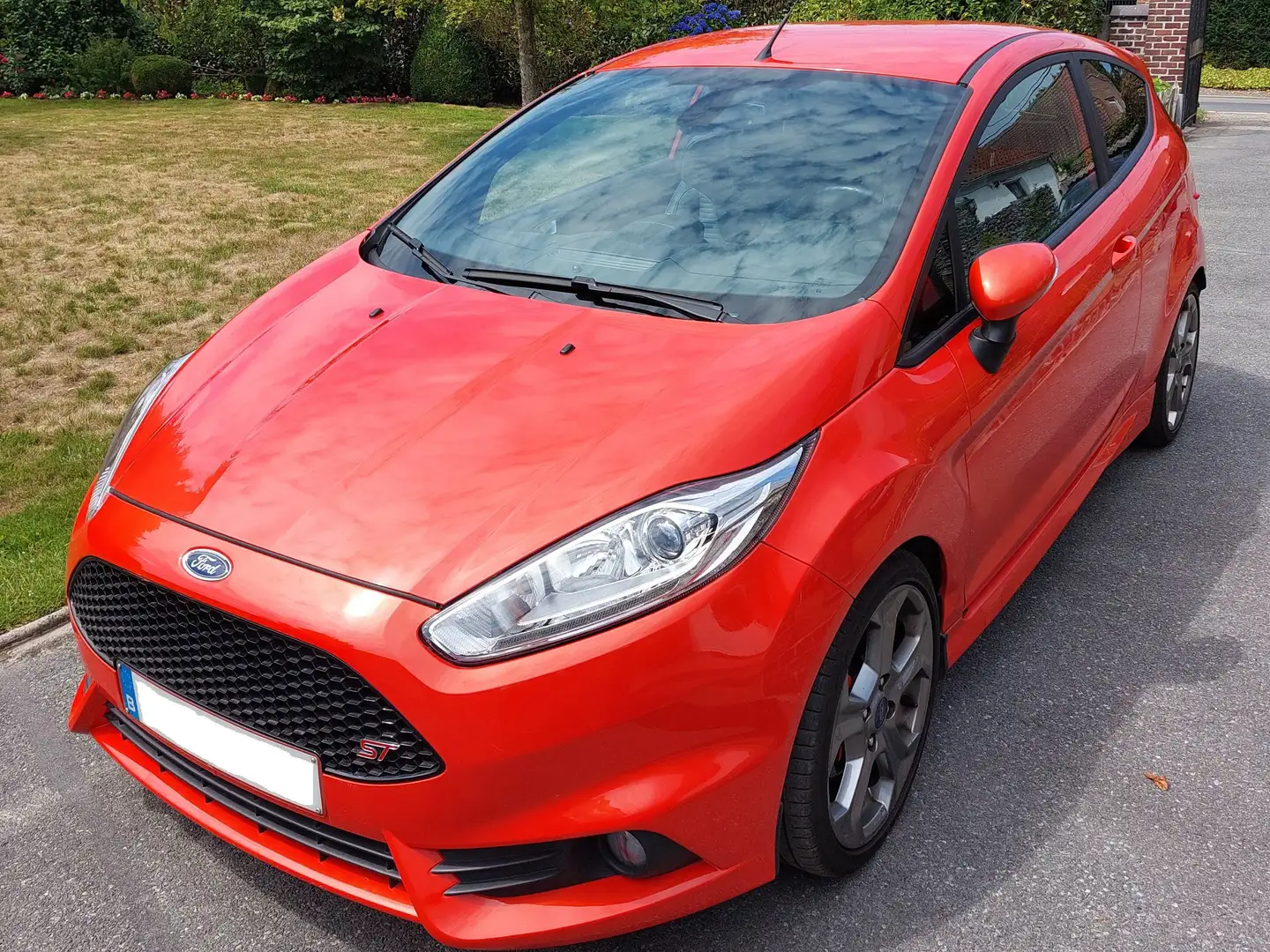 Ford Fiesta Fiesta 1.6 EcoBoost ST Oranje - 2