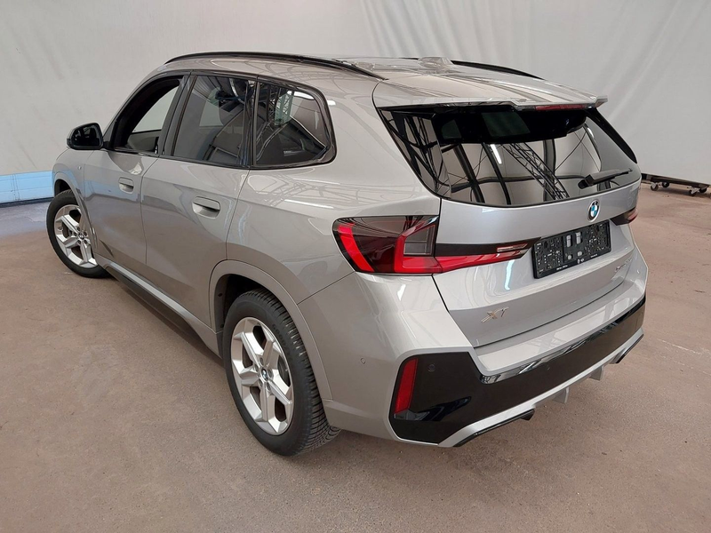 BMW X1 20d xDrive M Sport ACC AHK H&K Memory Pano — photo 5