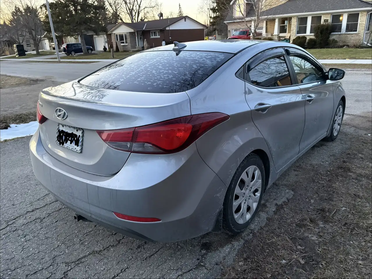 Hyundai ELANTRA снимка Hyundai ELANTRA
