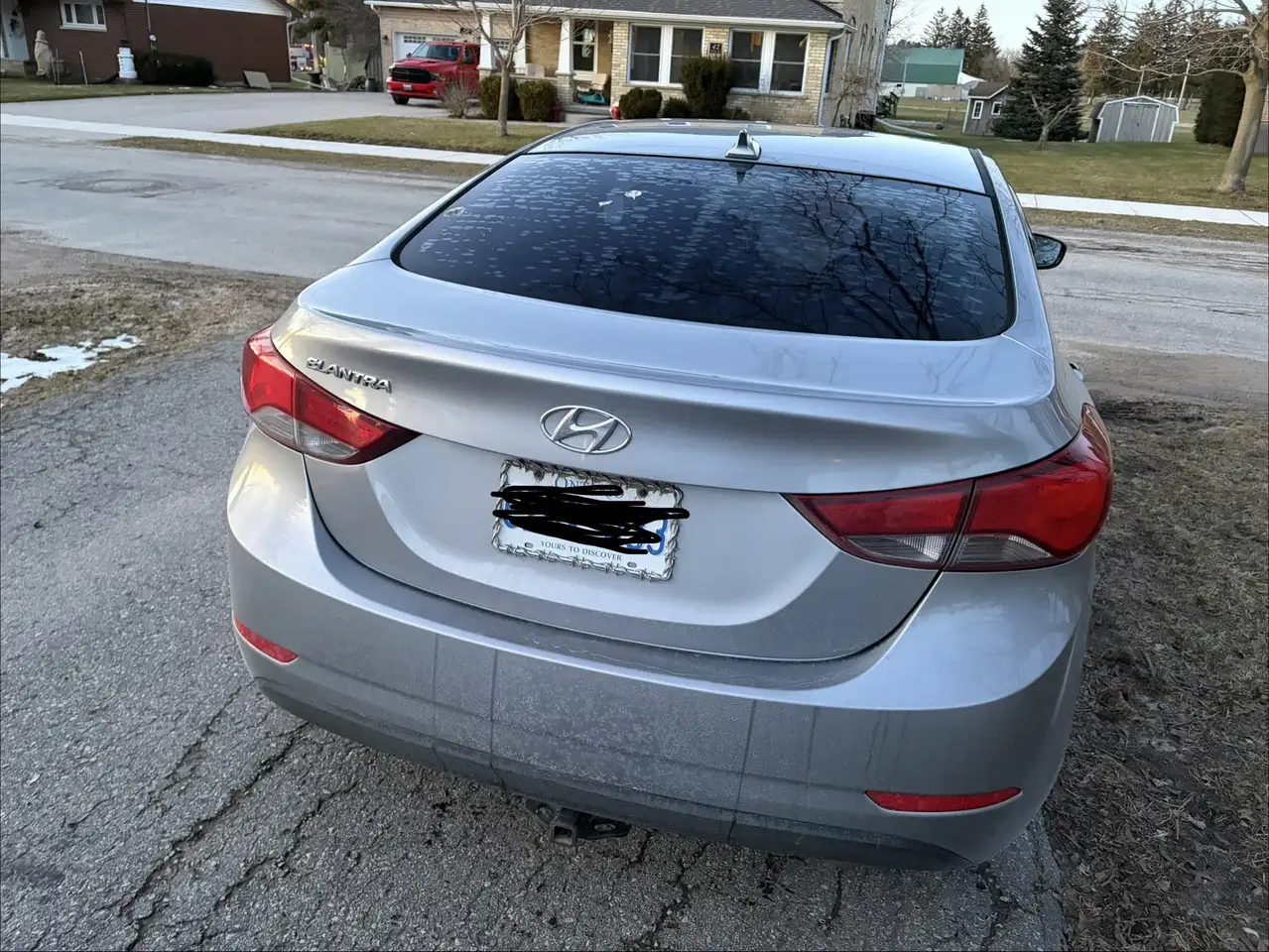Hyundai ELANTRA снимка Hyundai ELANTRA